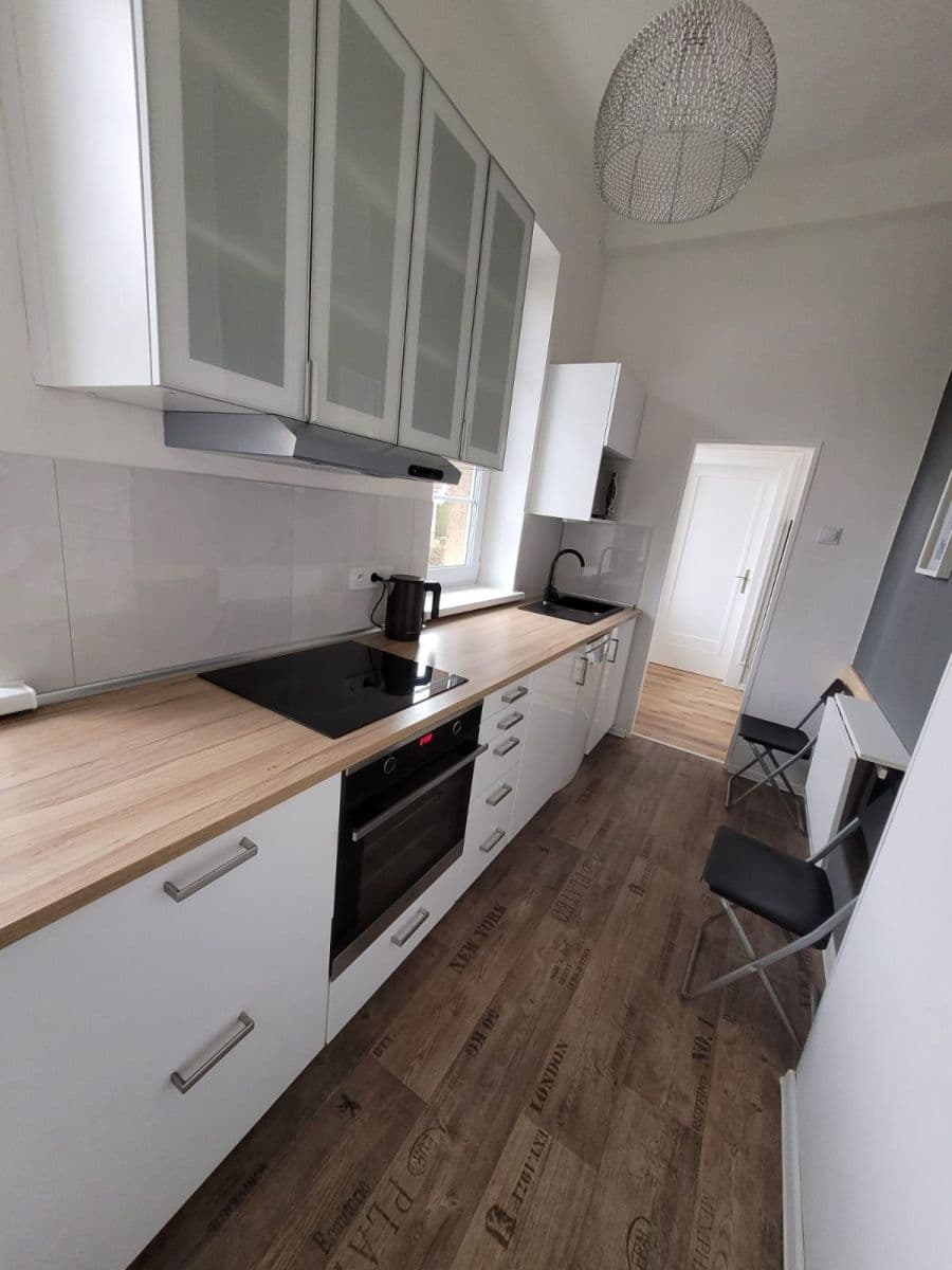 2 bedroom flat to rent, 68 m², Pod Rovinou, Prague, Prague 2 bedroom flat to rent, 68 m², Pod Rovinou, Prague, Prague