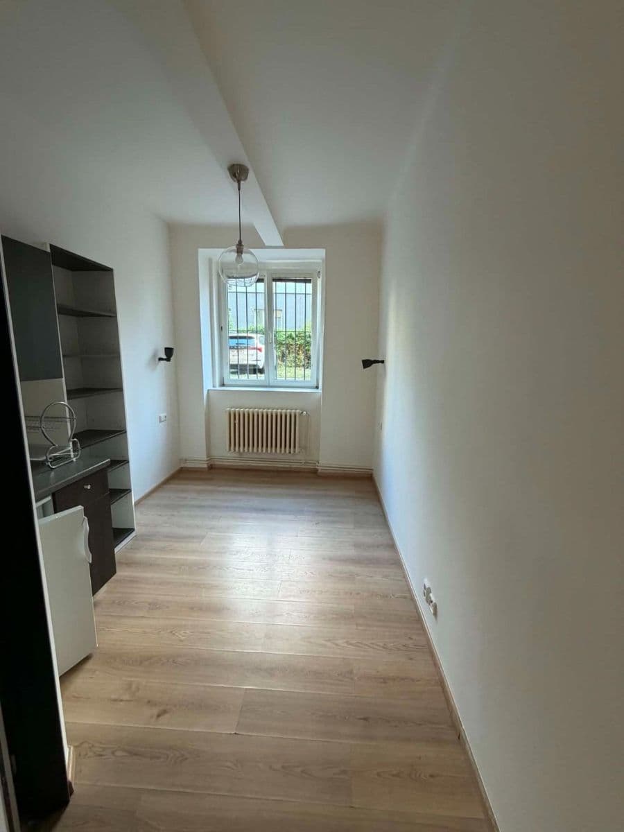 Studio flat to rent, 15 m², náměstí Hrdinů, Prague, Prague Studio flat to rent, 15 m², náměstí Hrdinů, Prague, Prague