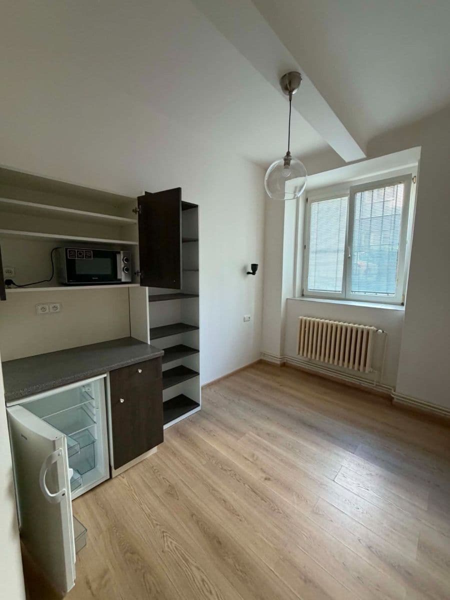 Studio flat to rent, 15 m², náměstí Hrdinů, Prague, Prague Studio flat to rent, 15 m², náměstí Hrdinů, Prague, Prague