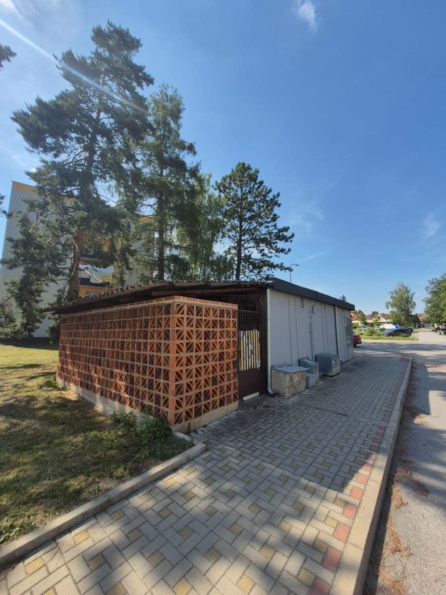 non-residential property to rent, 75 m², Akademika Bydžovského, Veselí nad Lužnicí, Jihočeský Region non-residential property to rent, 75 m², Akademika Bydžovského, Veselí nad Lužnicí, Jihočeský Region