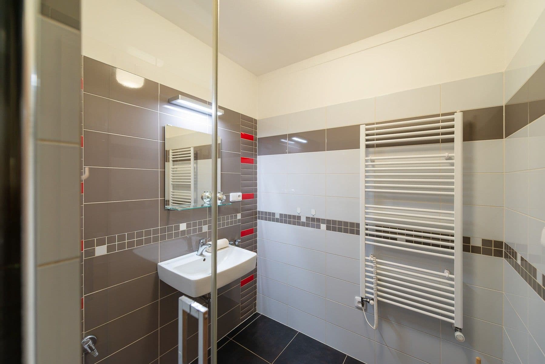 Studio flat to rent, 34 m², Holandská, Prague, Prague Studio flat to rent, 34 m², Holandská, Prague, Prague