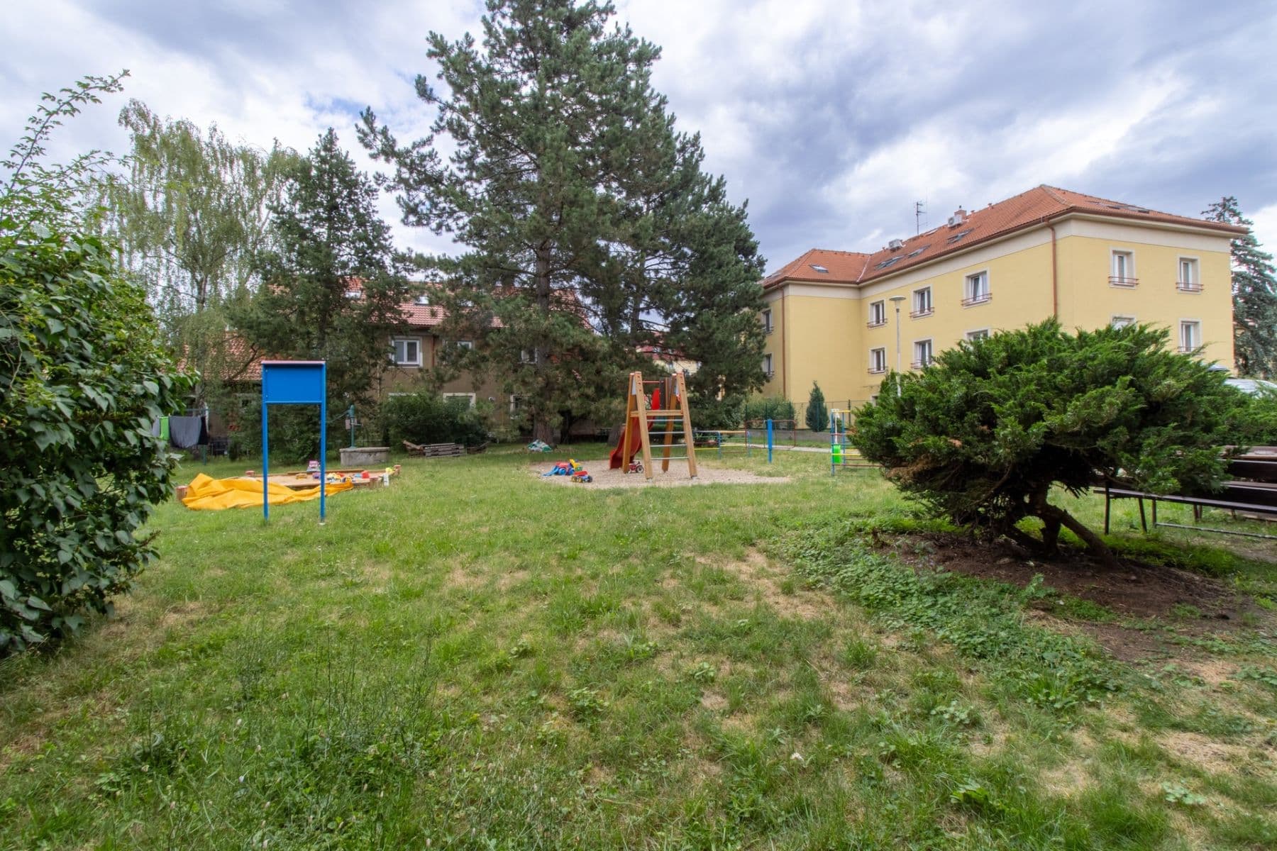 2 bedroom flat to rent, 81 m², Květnová, Odolena Voda, Středočeský Region 2 bedroom flat to rent, 81 m², Květnová, Odolena Voda, Středočeský Region
