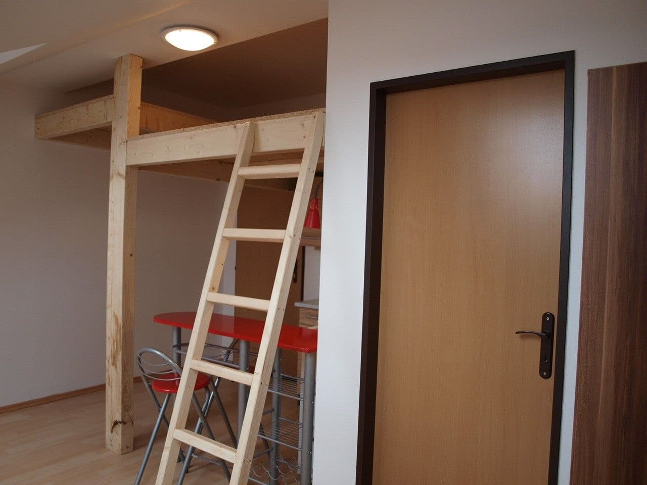Studio flat to rent, 24 m², Ořechová, Rebešovice, Jihomoravský Region Studio flat to rent, 24 m², Ořechová, Rebešovice, Jihomoravský Region
