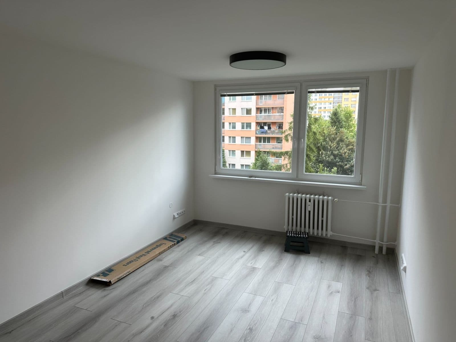 1 bedroom with open-plan kitchen flat to rent, 42 m², Ciolkovského, Prague, Prague 1 bedroom with open-plan kitchen flat to rent, 42 m², Ciolkovského, Prague, Prague