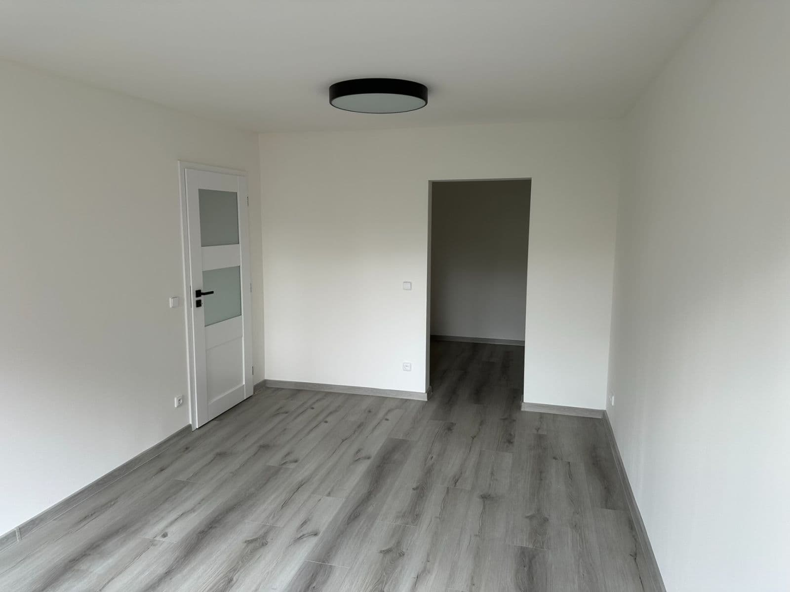 1 bedroom with open-plan kitchen flat to rent, 42 m², Ciolkovského, Prague, Prague 1 bedroom with open-plan kitchen flat to rent, 42 m², Ciolkovského, Prague, Prague