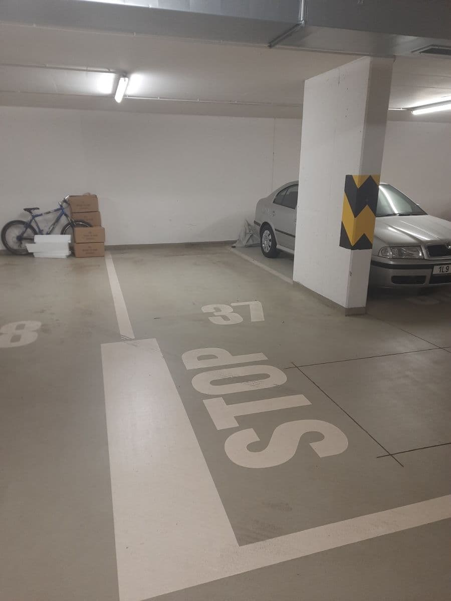 garage to rent, 15 m², Prague, Prague garage to rent, 15 m², Prague, Prague