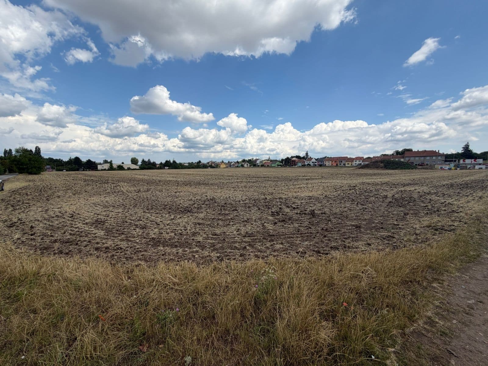 plot for sale, 1,077 m², Brno, Jihomoravský Region plot for sale, 1,077 m², Brno, Jihomoravský Region