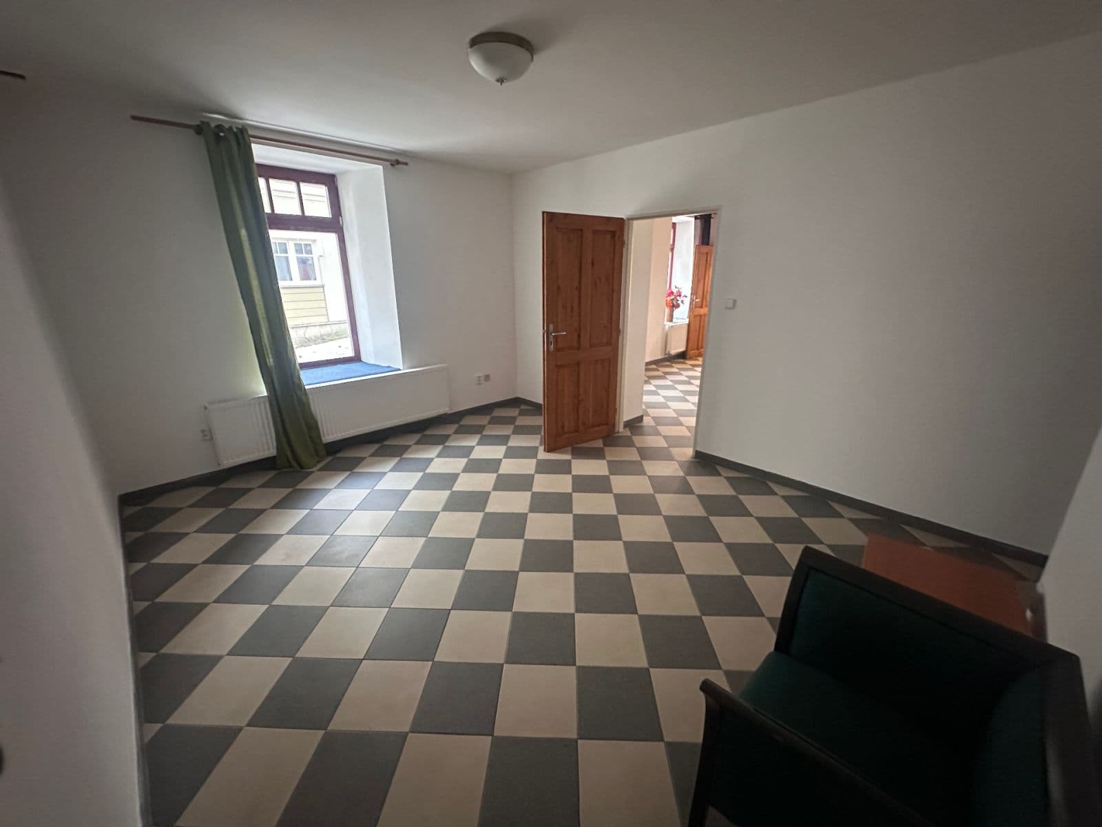 non-residential property to rent, 70 m², Kafkova, Nová Paka, Královéhradecký Region non-residential property to rent, 70 m², Kafkova, Nová Paka, Královéhradecký Region