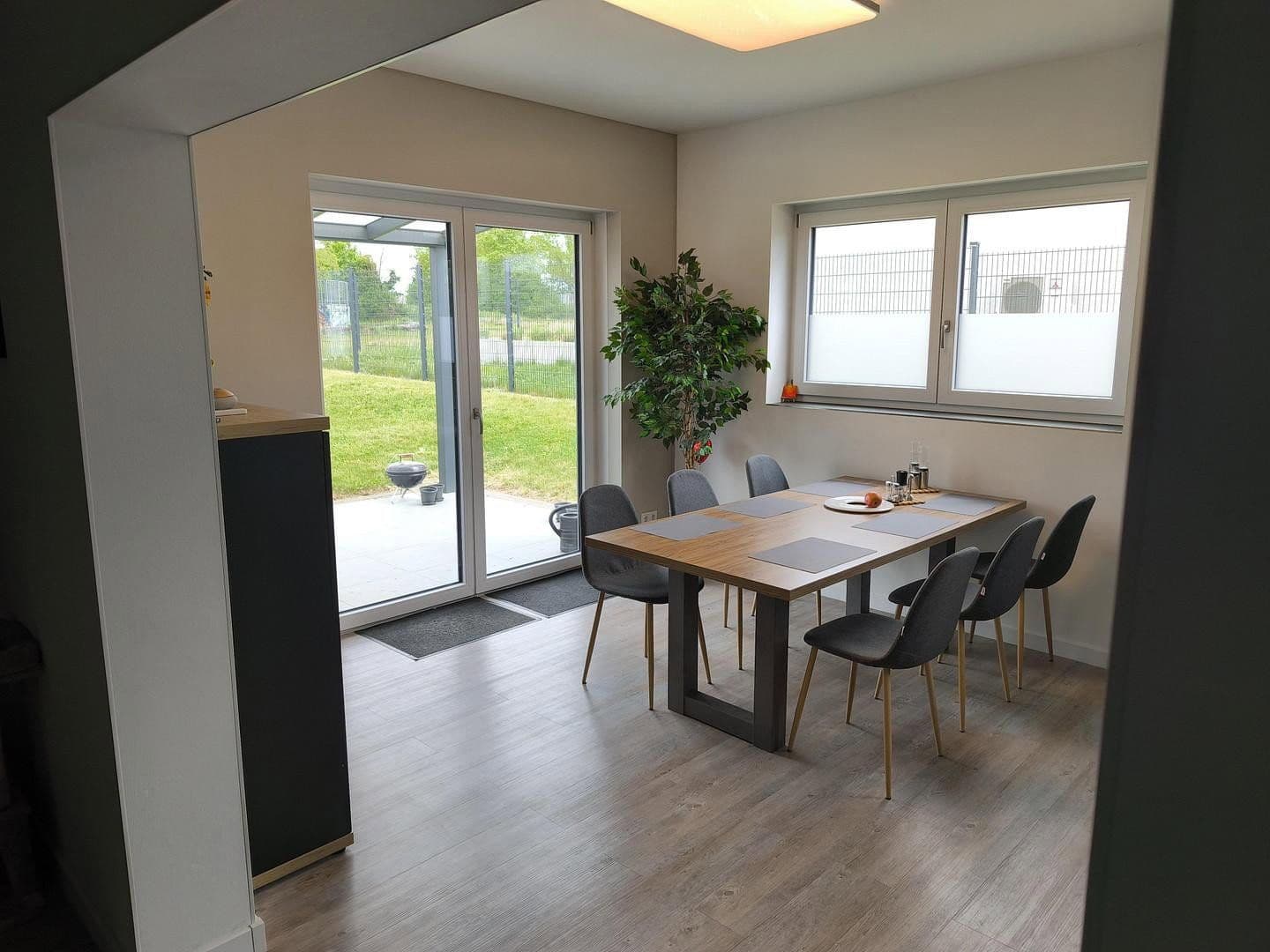 non-residential property to rent, 1,180 m², Babenhausen, Hesse non-residential property to rent, 1,180 m², Babenhausen, Hesse