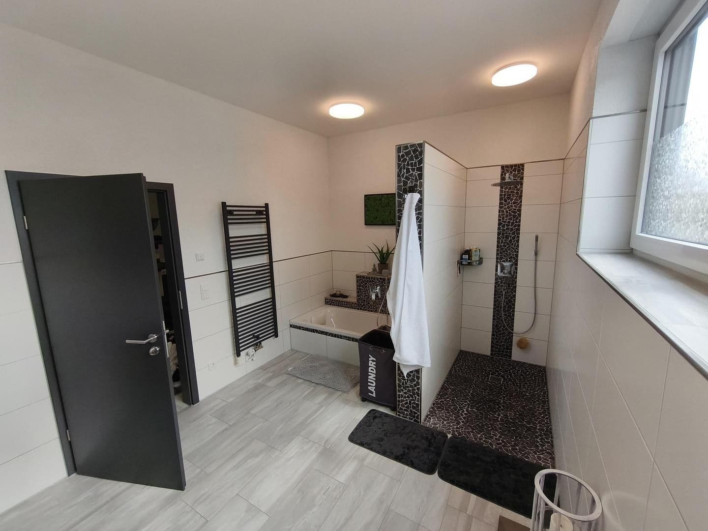 non-residential property to rent, 1,180 m², Babenhausen, Hesse non-residential property to rent, 1,180 m², Babenhausen, Hesse