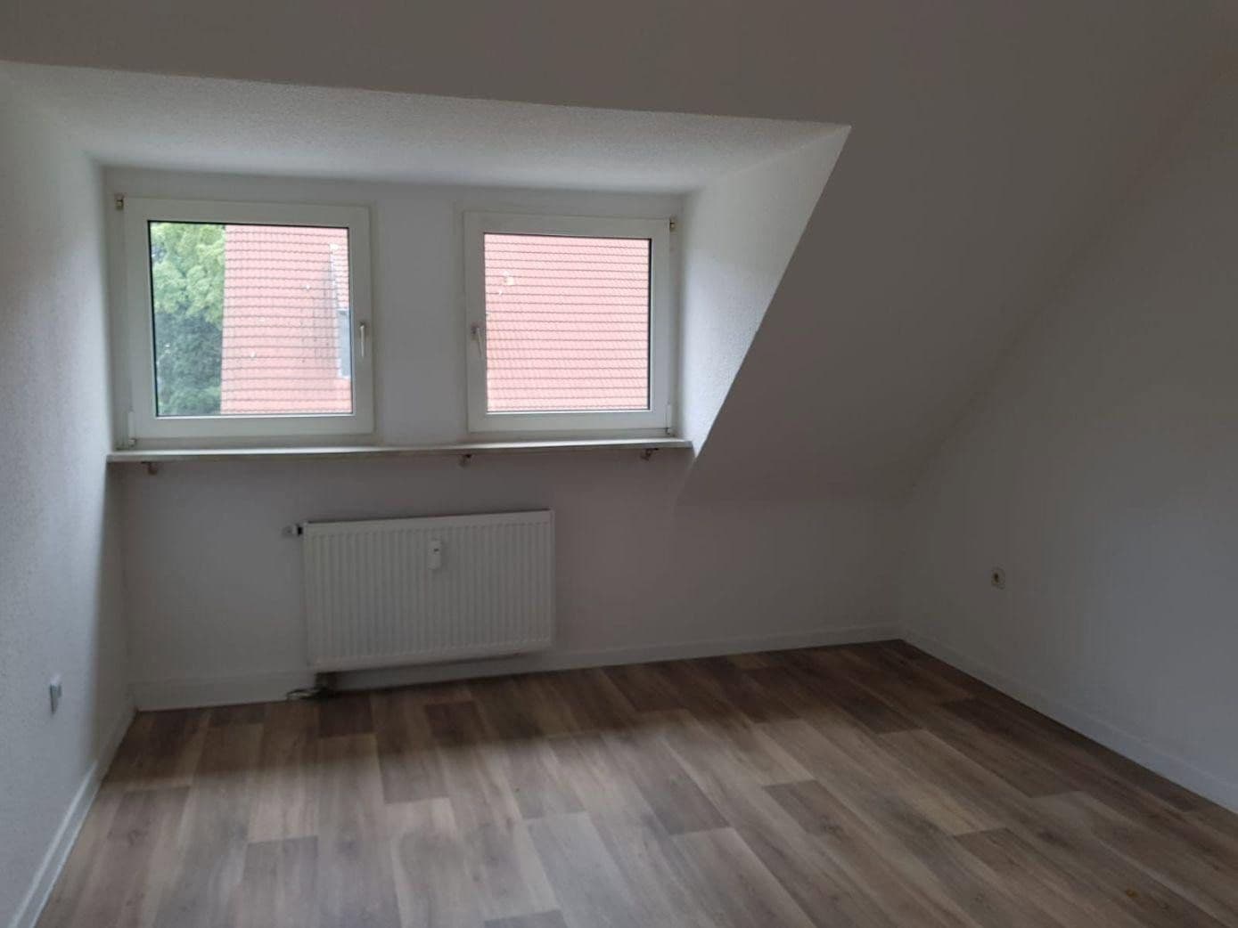 3 bedroom flat to rent, 55 m², Odenwaldstraße 16, Oberhausen, North Rhine-Westphalia 3 bedroom flat to rent, 55 m², Odenwaldstraße 16, Oberhausen, North Rhine-Westphalia