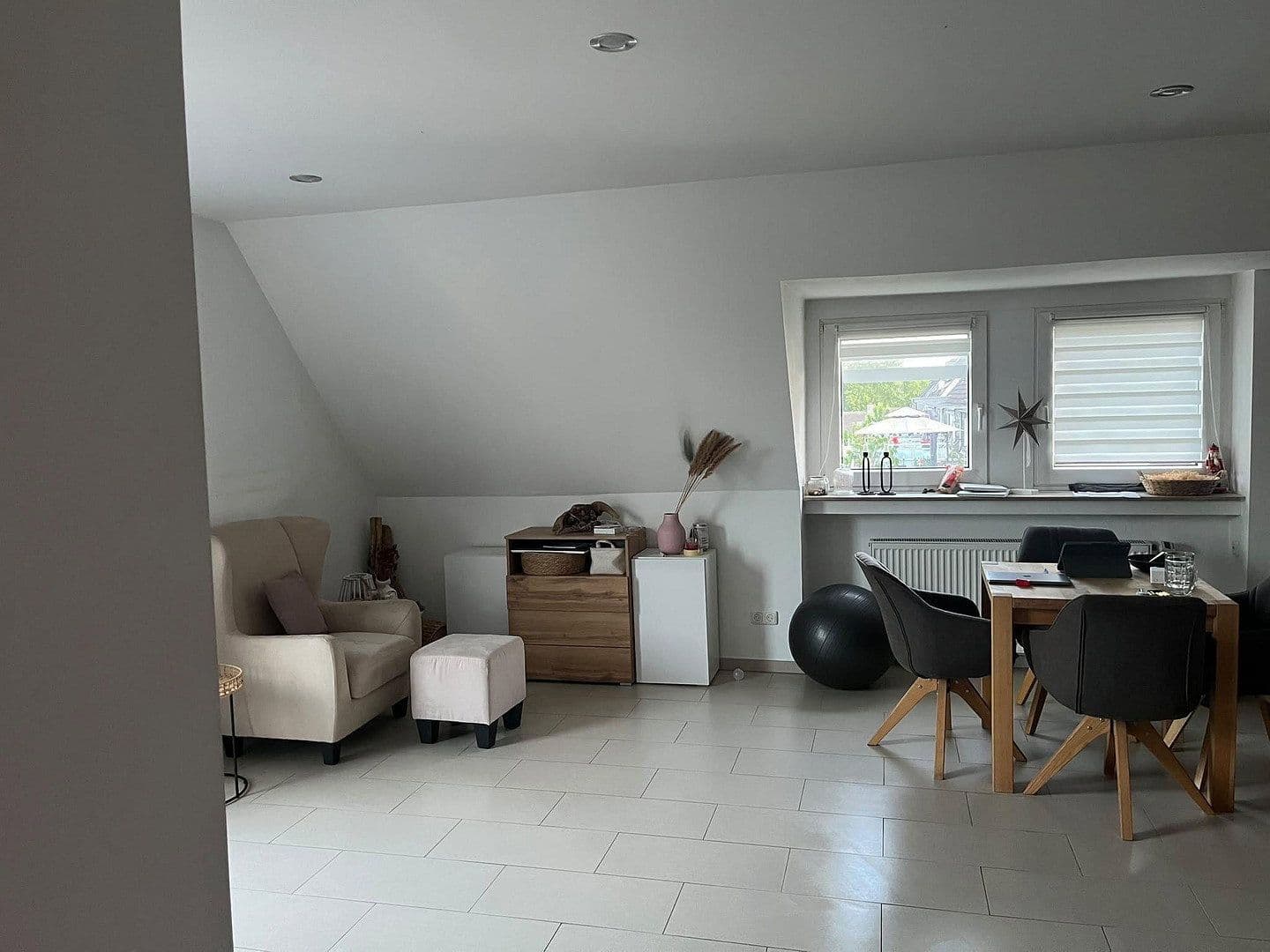 2 bedroom with open-plan kitchen flat for sale, 74 m², Förderstraße 10, Essen, North Rhine-Westphalia 2 bedroom with open-plan kitchen flat for sale, 74 m², Förderstraße 10, Essen, North Rhine-Westphalia