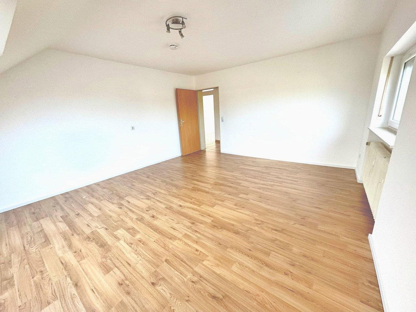 1 bedroom with open-plan kitchen flat to rent, 59 m², Wöllstadt, Hesse 1 bedroom with open-plan kitchen flat to rent, 59 m², Wöllstadt, Hesse