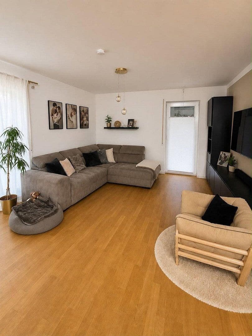 3 bedroom flat to rent, 85 m², Amlingstadter Str. 23, Hirschaid, Bavaria 3 bedroom flat to rent, 85 m², Amlingstadter Str. 23, Hirschaid, Bavaria