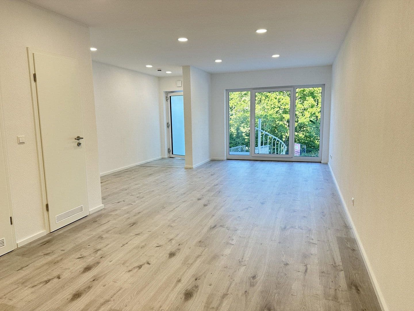 3 bedroom flat to rent, 86 m², Fichtestr. 40, Singen (Hohentwiel), Baden-Württemberg 3 bedroom flat to rent, 86 m², Fichtestr. 40, Singen (Hohentwiel), Baden-Württemberg