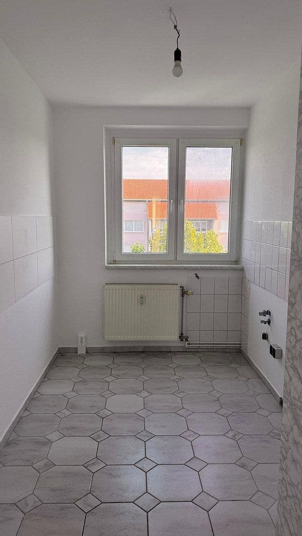 4 bedroom flat to rent, 70 m², Arthur Scheibner Ring 14, Mücheln (Geiseltal), Saxony-Anhalt 4 bedroom flat to rent, 70 m², Arthur Scheibner Ring 14, Mücheln (Geiseltal), Saxony-Anhalt