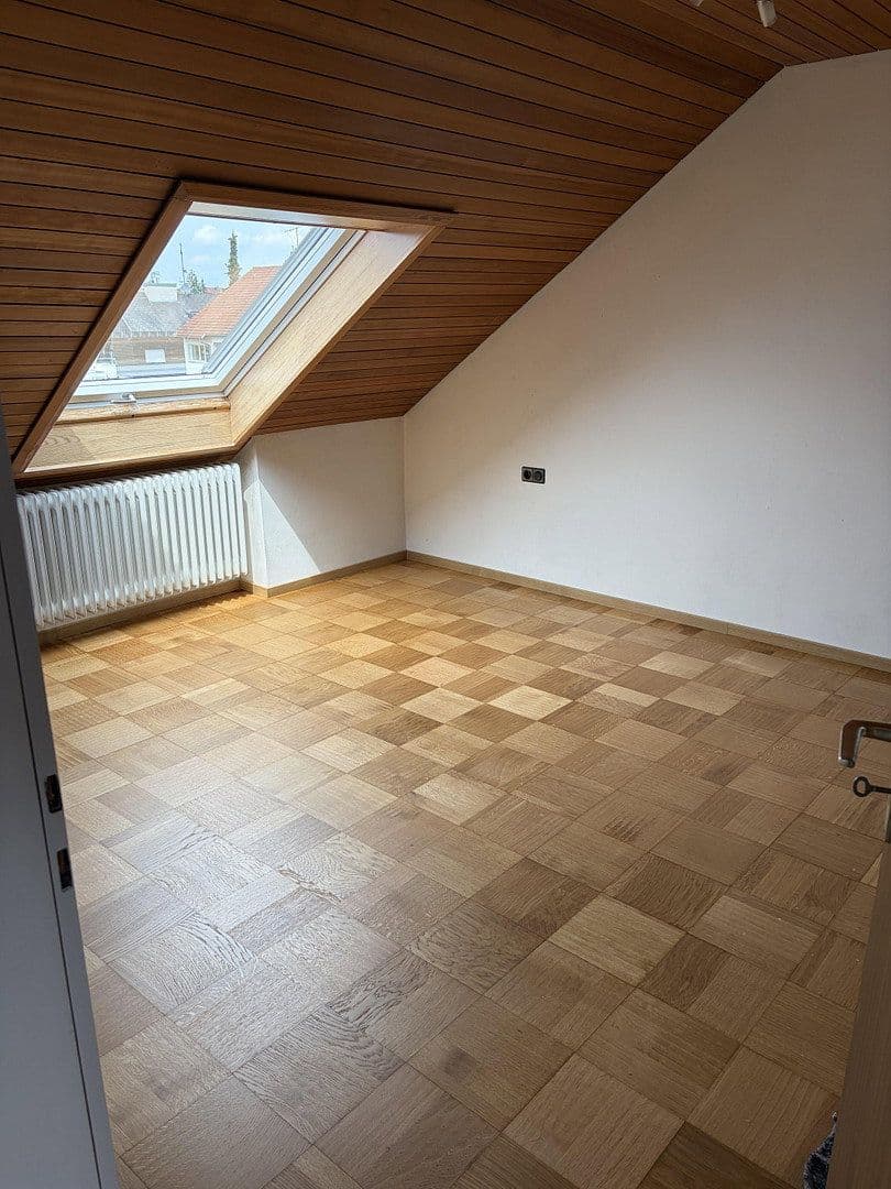 2 bedroom with open-plan kitchen flat to rent, 90 m², Stuttgart, Baden-Württemberg 2 bedroom with open-plan kitchen flat to rent, 90 m², Stuttgart, Baden-Württemberg