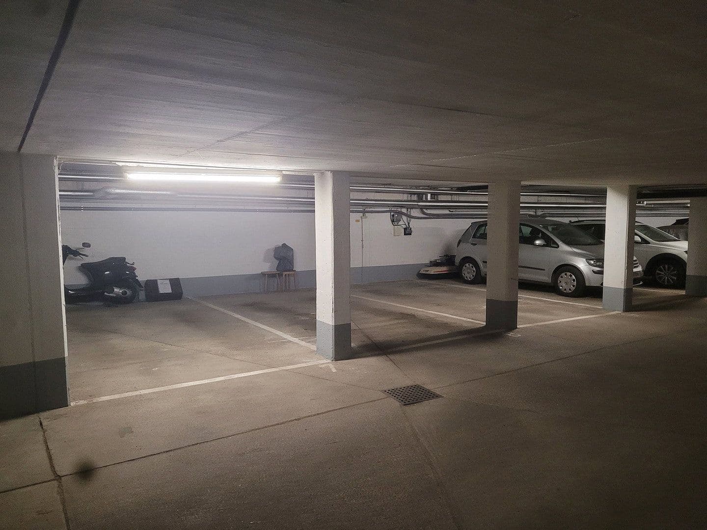 garage to rent, 12 m², Neuwaldegger Straße 41, Wien, Vienna garage to rent, 12 m², Neuwaldegger Straße 41, Wien, Vienna