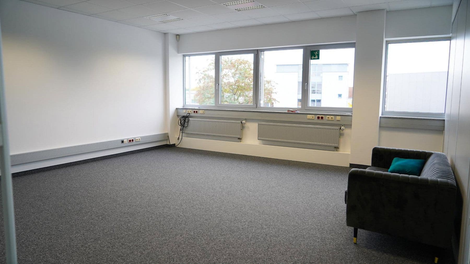 office to rent, 345 m², Siegburger Straße 39a, Sankt Augustin, North Rhine-Westphalia office to rent, 345 m², Siegburger Straße 39a, Sankt Augustin, North Rhine-Westphalia