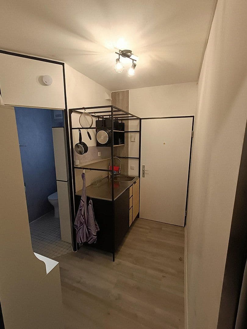 1 bedroom flat to rent, 20 m², Berhard-Feilchenfeld-Straße 13, Köln-Zollstock, North Rhine-Westphalia 1 bedroom flat to rent, 20 m², Berhard-Feilchenfeld-Straße 13, Köln-Zollstock, North Rhine-Westphalia
