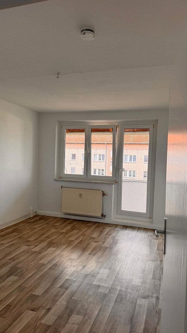 3 bedroom flat to rent, 59 m², Arthur Scheibner Ring 25, Mücheln (Geiseltal), Saxony-Anhalt 3 bedroom flat to rent, 59 m², Arthur Scheibner Ring 25, Mücheln (Geiseltal), Saxony-Anhalt