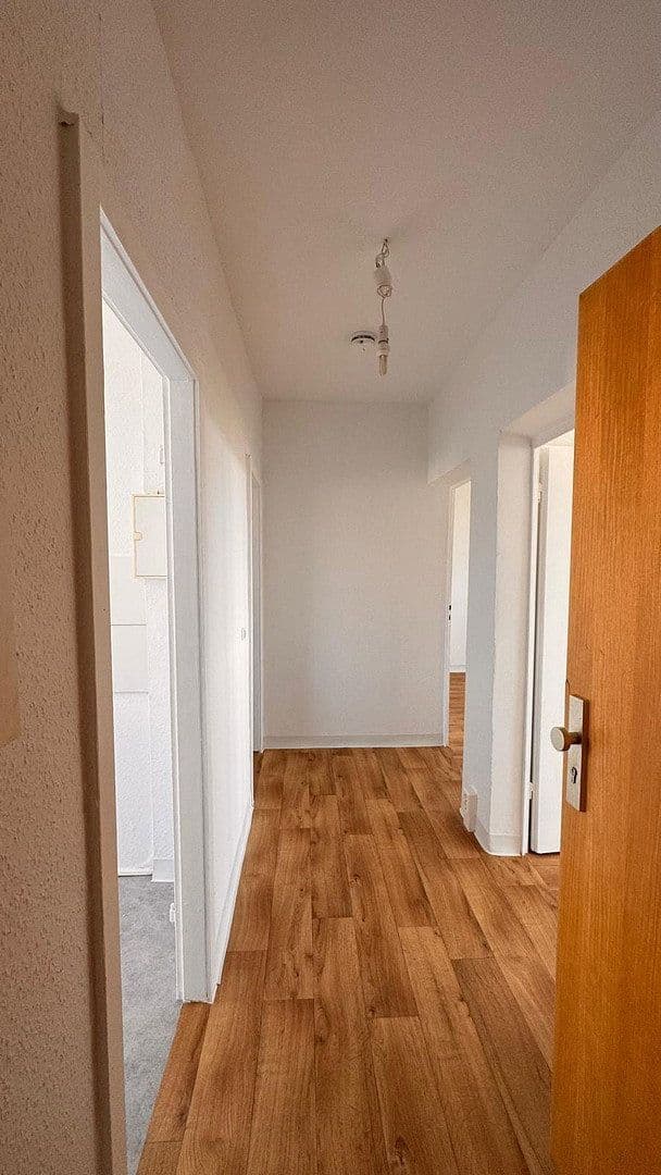 3 bedroom flat to rent, 59 m², Arthur Scheibner Ring 25, Mücheln (Geiseltal), Saxony-Anhalt 3 bedroom flat to rent, 59 m², Arthur Scheibner Ring 25, Mücheln (Geiseltal), Saxony-Anhalt