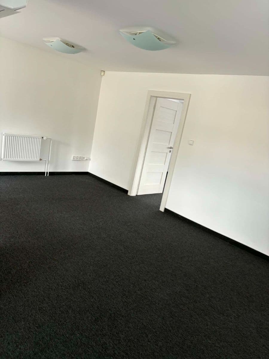 office to rent, 120 m², Hemy, Valašské Meziříčí, Zlínský Region office to rent, 120 m², Hemy, Valašské Meziříčí, Zlínský Region