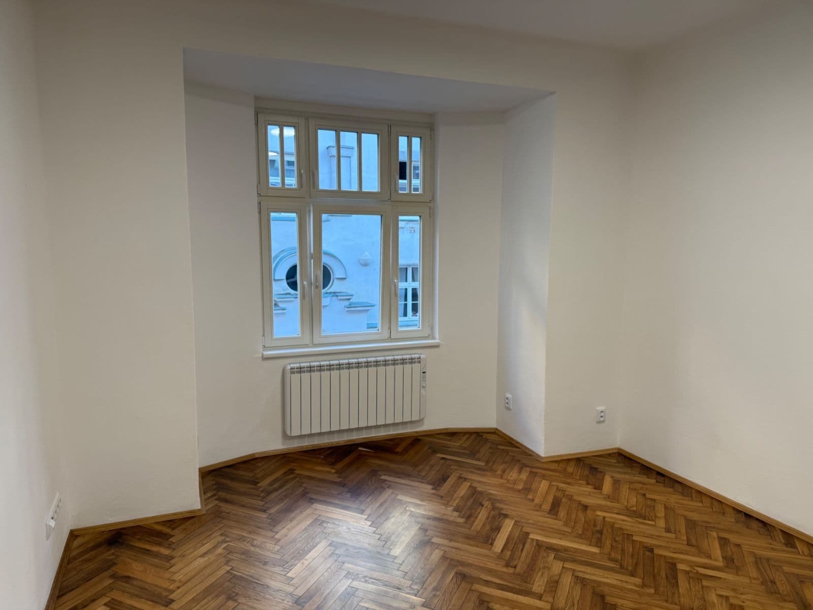 1 bedroom with open-plan kitchen flat to rent, 60 m², Nad Panenskou, Prague, Prague 1 bedroom with open-plan kitchen flat to rent, 60 m², Nad Panenskou, Prague, Prague