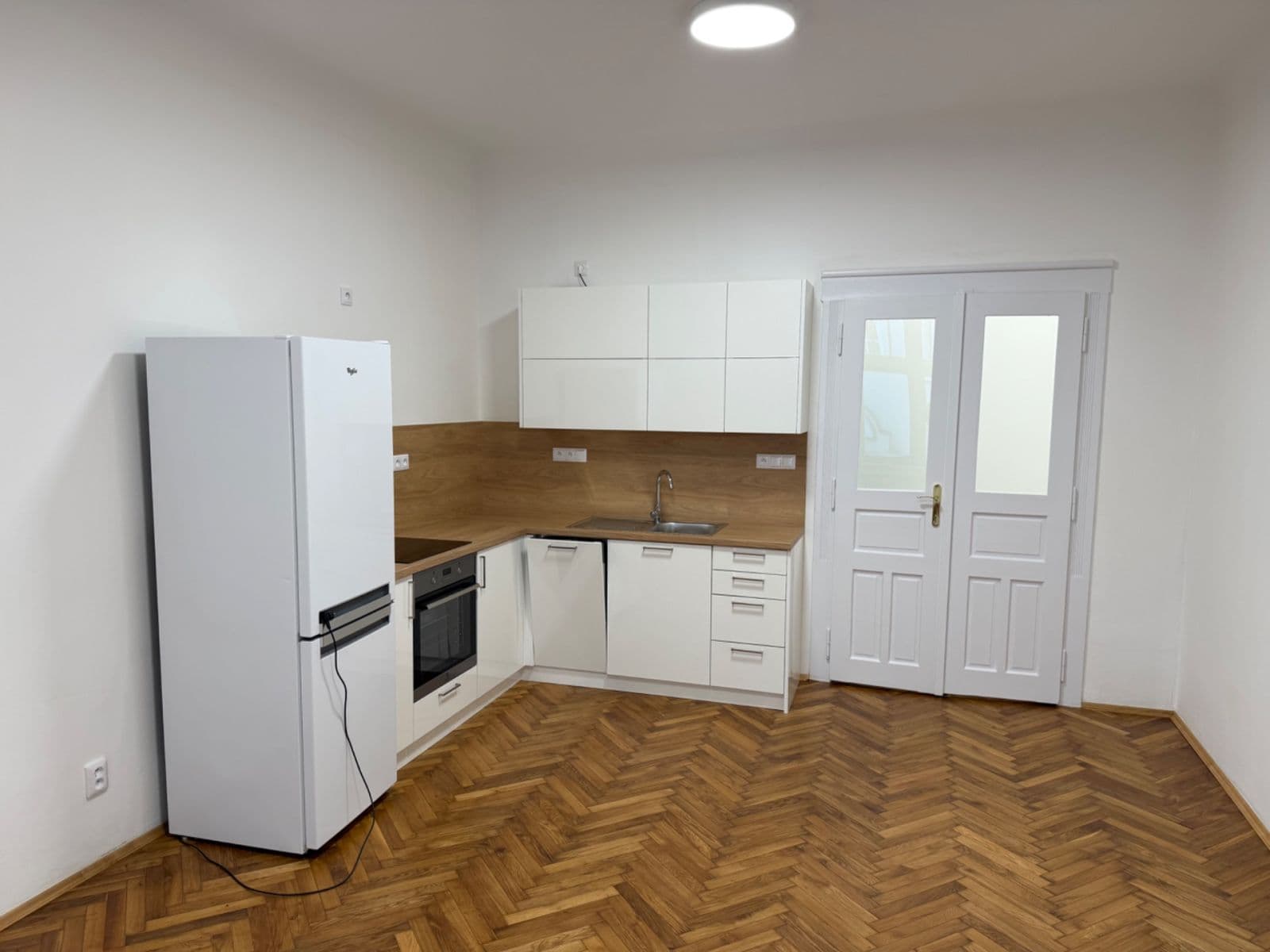 1 bedroom with open-plan kitchen flat to rent, 60 m², Nad Panenskou, Prague, Prague 1 bedroom with open-plan kitchen flat to rent, 60 m², Nad Panenskou, Prague, Prague