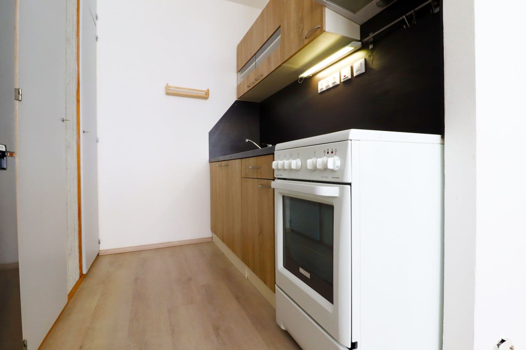 Studio flat to rent, 43 m², Zelenohorská, Prague, Prague Studio flat to rent, 43 m², Zelenohorská, Prague, Prague