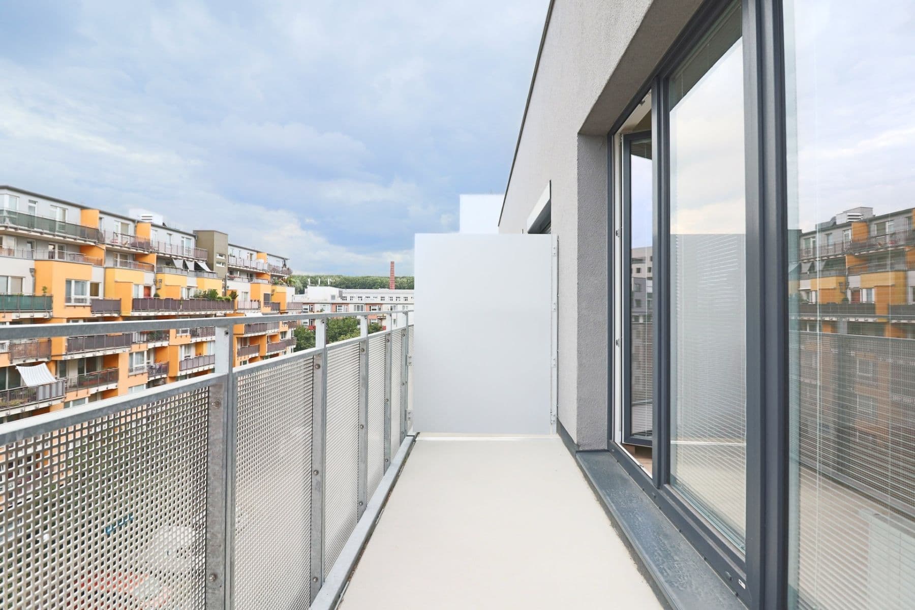 Studio flat to rent, 37 m², Gerstelova, Prague, Prague Studio flat to rent, 37 m², Gerstelova, Prague, Prague