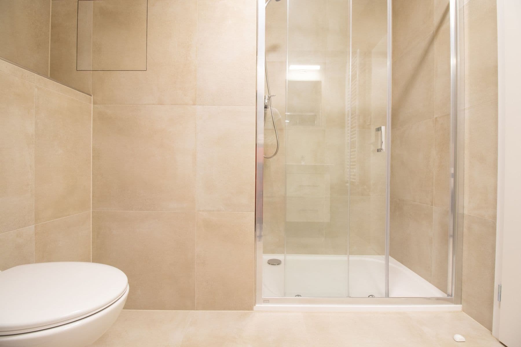 Studio flat to rent, 37 m², Gerstelova, Prague, Prague Studio flat to rent, 37 m², Gerstelova, Prague, Prague