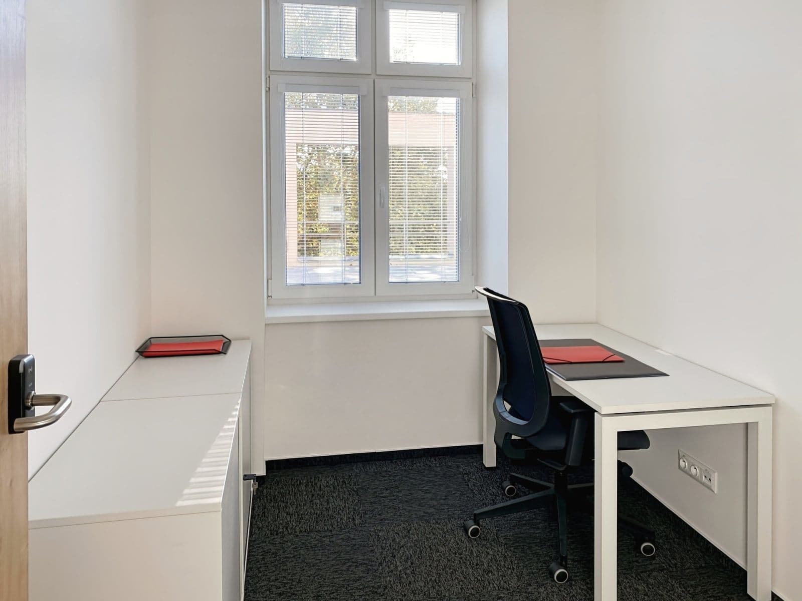 office to rent, 8 m², 28. října, Ostrava, Moravskoslezský Region office to rent, 8 m², 28. října, Ostrava, Moravskoslezský Region