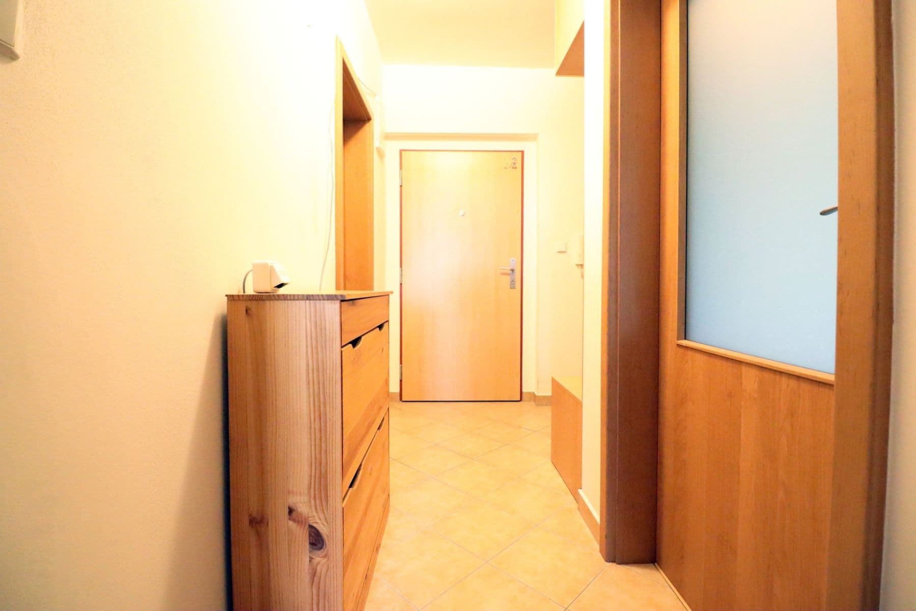 1 bedroom with open-plan kitchen flat to rent, 45 m², Českodubská, Prague, Prague 1 bedroom with open-plan kitchen flat to rent, 45 m², Českodubská, Prague, Prague