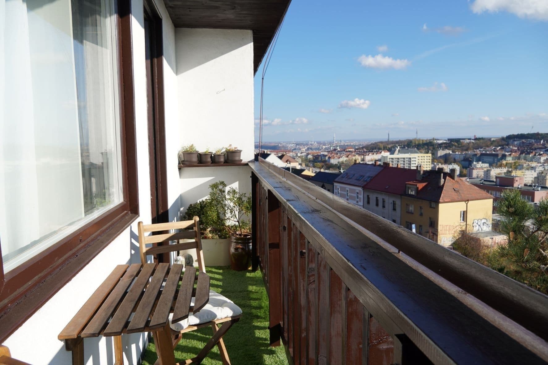 1 bedroom with open-plan kitchen flat to rent, 47 m², U první baterie, Prague, Prague 1 bedroom with open-plan kitchen flat to rent, 47 m², U první baterie, Prague, Prague