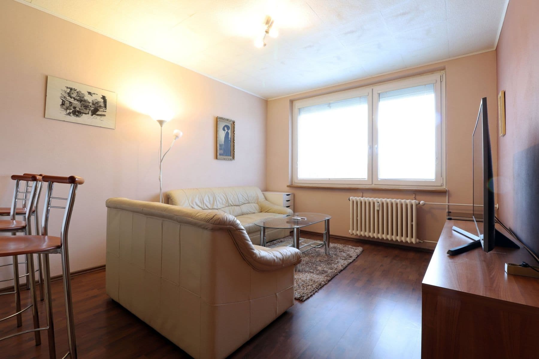 1 bedroom with open-plan kitchen flat to rent, 41 m², Lindavská, Prague, Prague 1 bedroom with open-plan kitchen flat to rent, 41 m², Lindavská, Prague, Prague