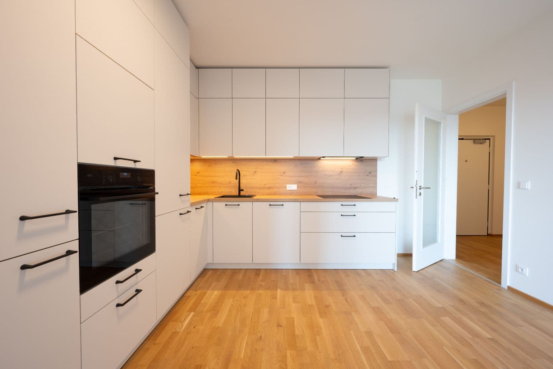 1 bedroom with open-plan kitchen flat to rent, 54 m², Fafkových, Prague, Prague 1 bedroom with open-plan kitchen flat to rent, 54 m², Fafkových, Prague, Prague