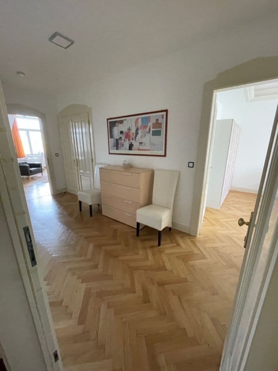 1 bedroom with open-plan kitchen flat to rent, 75 m², Elišky Krásnohorské, Prague, Prague 1 bedroom with open-plan kitchen flat to rent, 75 m², Elišky Krásnohorské, Prague, Prague