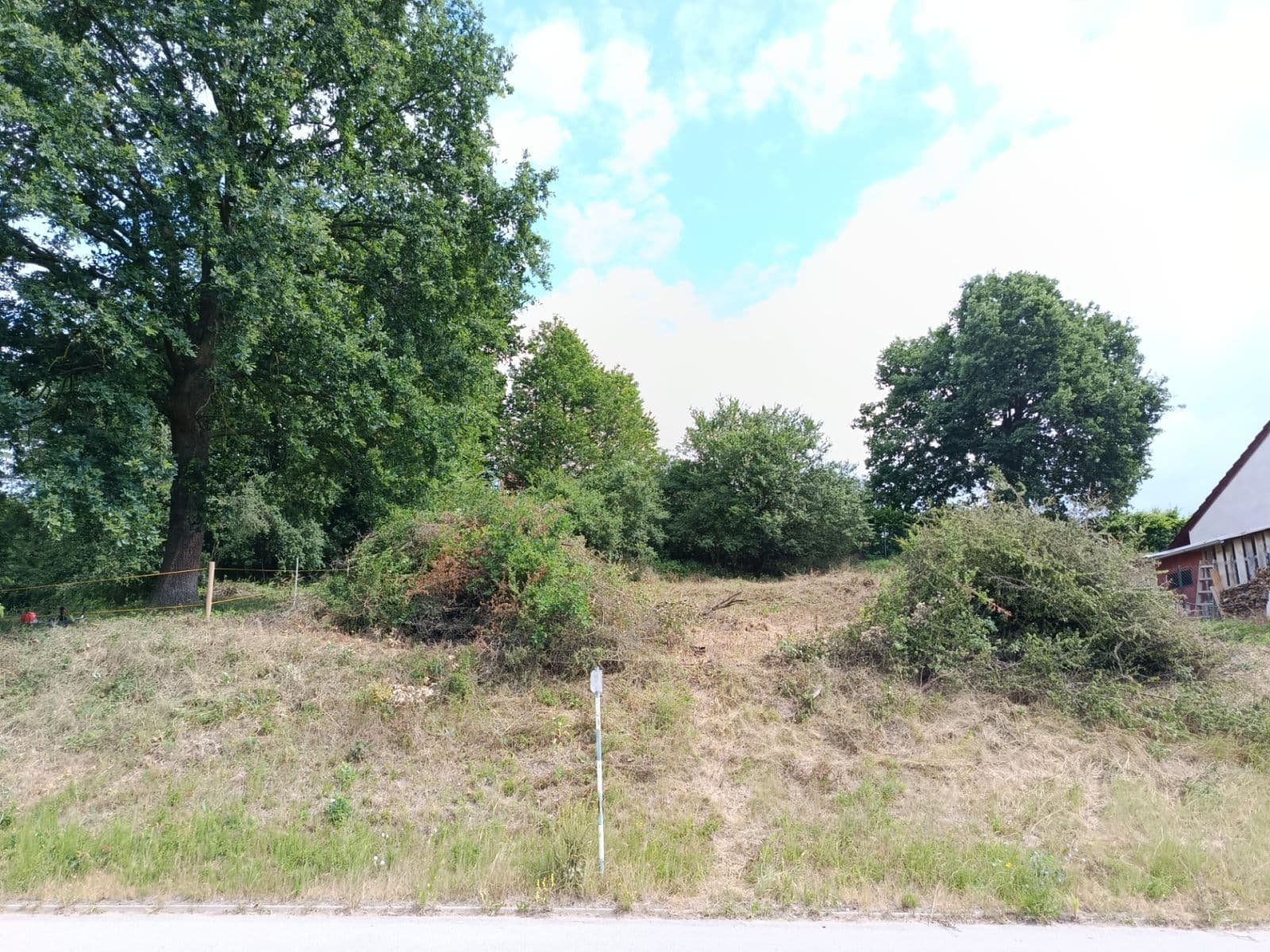 plot for sale, 899 m², Hosín, Jihočeský Region plot for sale, 899 m², Hosín, Jihočeský Region