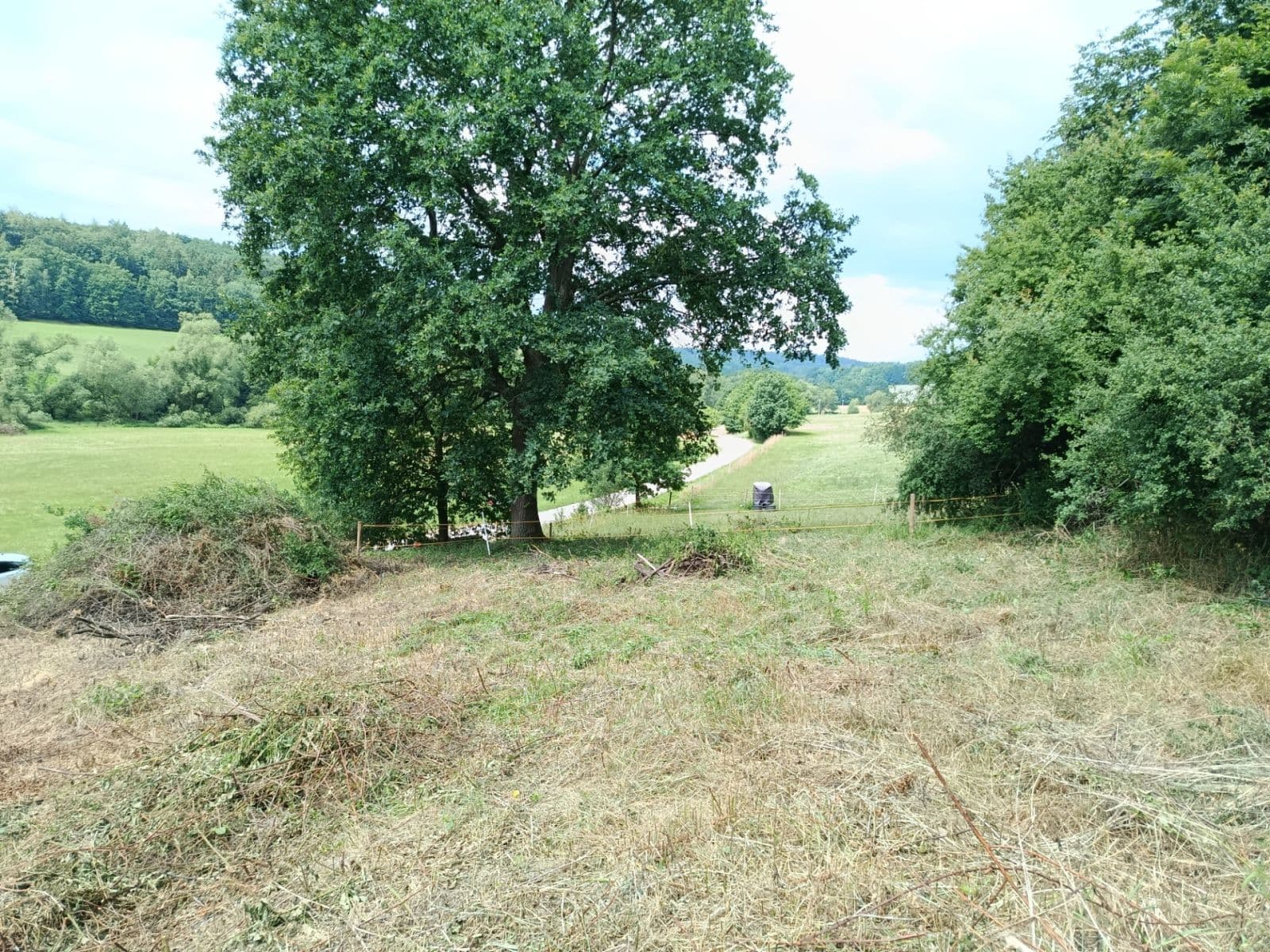 plot for sale, 899 m², Hosín, Jihočeský Region plot for sale, 899 m², Hosín, Jihočeský Region