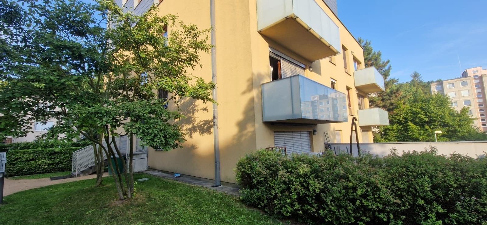 2 bedroom with open-plan kitchen flat to rent, 83 m², Pod Lysinami, Prague, Prague 2 bedroom with open-plan kitchen flat to rent, 83 m², Pod Lysinami, Prague, Prague