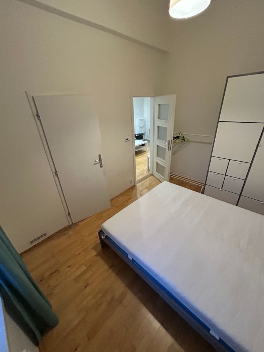1 bedroom with open-plan kitchen flat to rent, 38 m², Jilemnického, Prague, Prague 1 bedroom with open-plan kitchen flat to rent, 38 m², Jilemnického, Prague, Prague