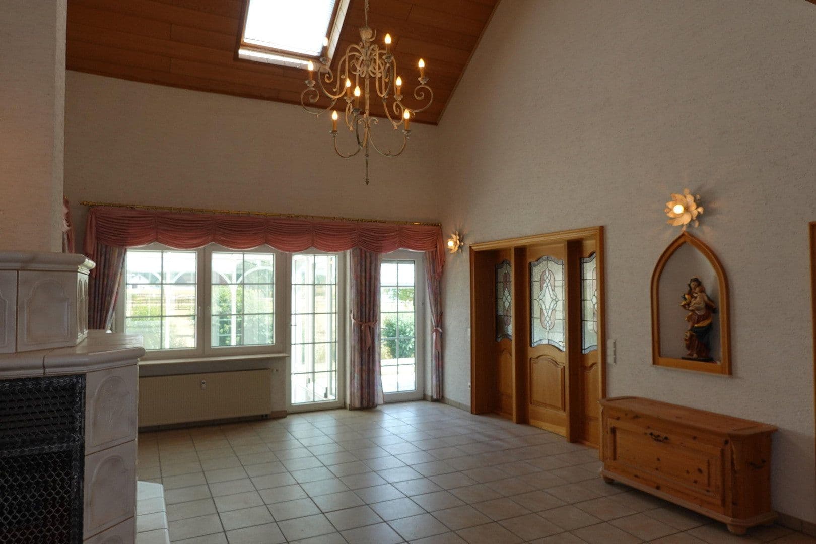 5 bedroom flat to rent, 192 m², Kastellaun, Rhineland-Palatinate 5 bedroom flat to rent, 192 m², Kastellaun, Rhineland-Palatinate
