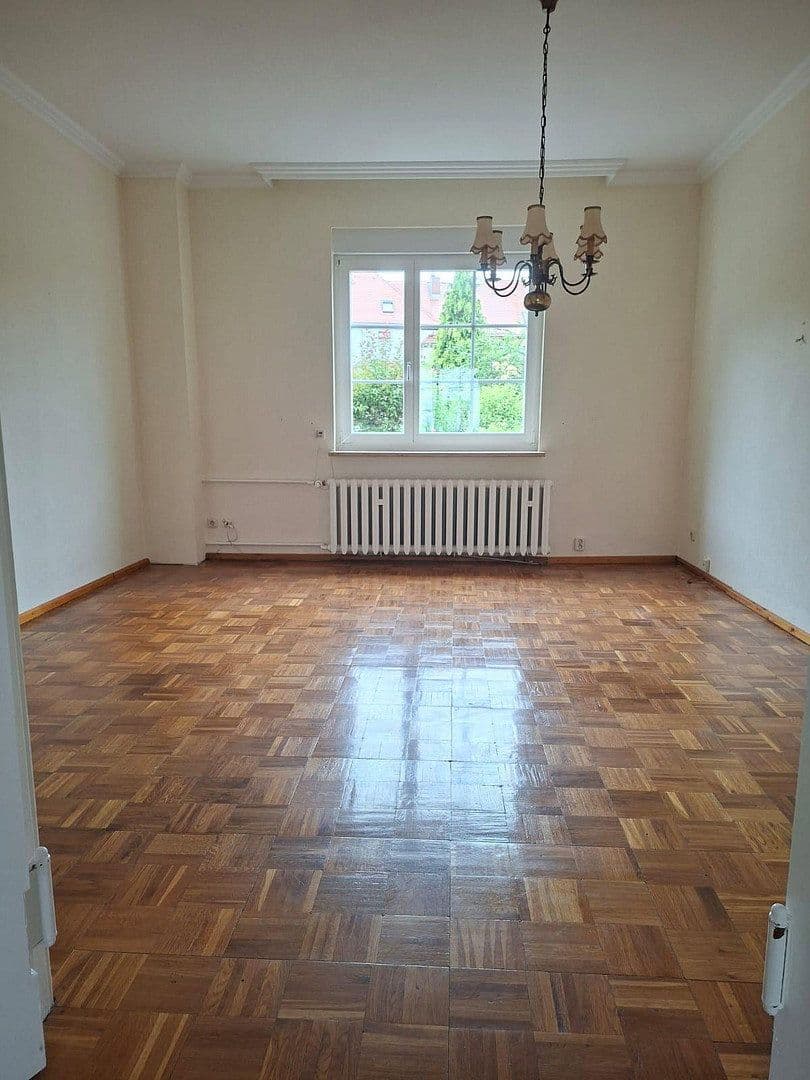house to rent, 120 m², Karl-Marx-Straße 30, Apolda, Thuringia house to rent, 120 m², Karl-Marx-Straße 30, Apolda, Thuringia