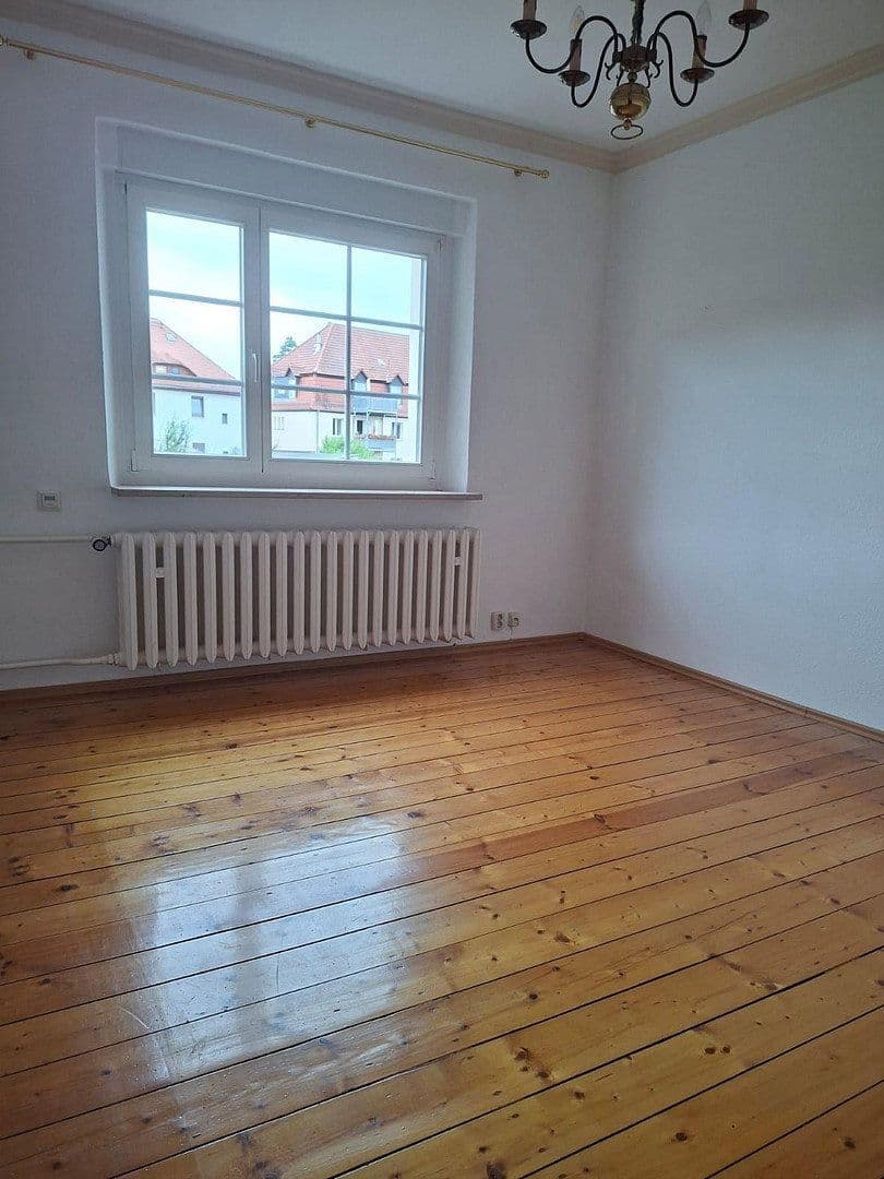 house to rent, 120 m², Karl-Marx-Straße 30, Apolda, Thuringia house to rent, 120 m², Karl-Marx-Straße 30, Apolda, Thuringia