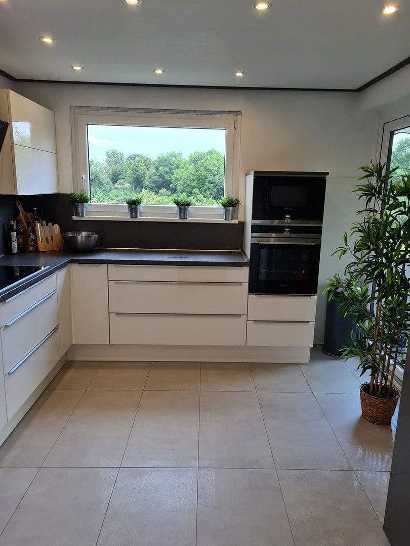 2 bedroom with open-plan kitchen flat for sale, 88 m², Essen, North Rhine-Westphalia 2 bedroom with open-plan kitchen flat for sale, 88 m², Essen, North Rhine-Westphalia