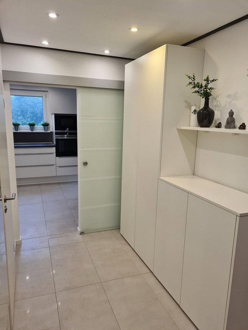 2 bedroom with open-plan kitchen flat for sale, 88 m², Essen, North Rhine-Westphalia 2 bedroom with open-plan kitchen flat for sale, 88 m², Essen, North Rhine-Westphalia