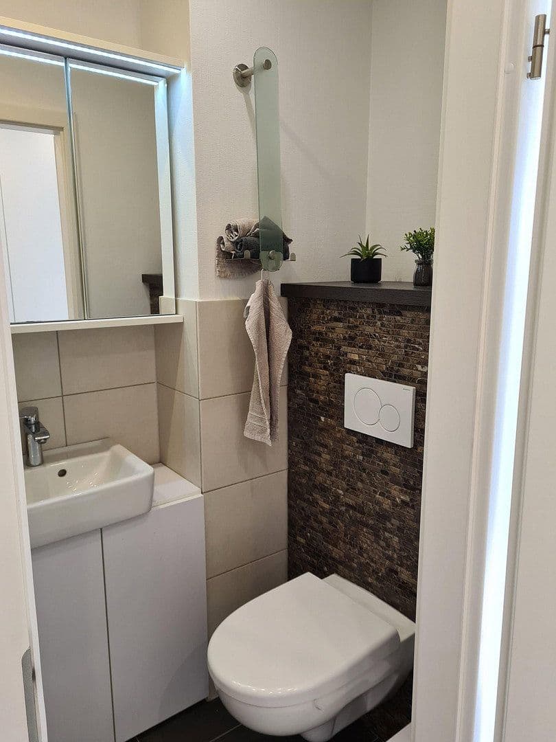 2 bedroom with open-plan kitchen flat for sale, 88 m², Essen, North Rhine-Westphalia 2 bedroom with open-plan kitchen flat for sale, 88 m², Essen, North Rhine-Westphalia