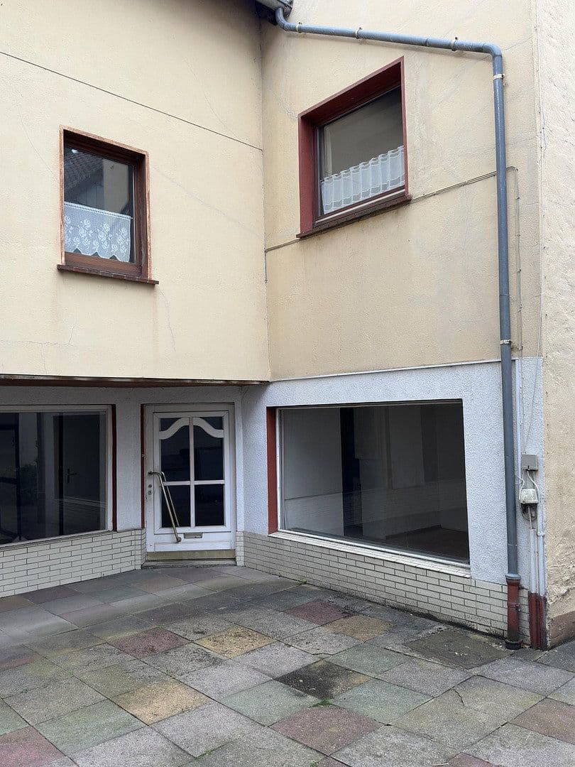 house for sale, 295 m², Oesdorfer Strasse 6, Bad Pyrmont, Lower Saxony house for sale, 295 m², Oesdorfer Strasse 6, Bad Pyrmont, Lower Saxony