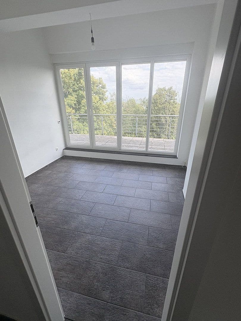 4 bedroom flat for sale, 125 m², Sternenberg 46, Wuppertal, North Rhine-Westphalia 4 bedroom flat for sale, 125 m², Sternenberg 46, Wuppertal, North Rhine-Westphalia